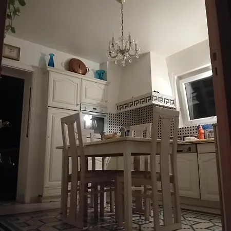 Villa *